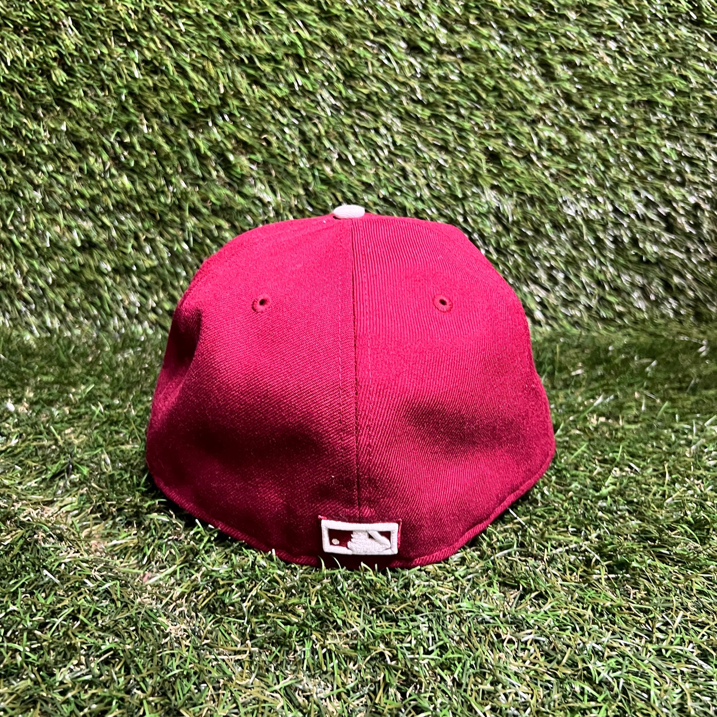 New Era Philadelphia Phillies Fitted Size 7 3/4 USED v16226