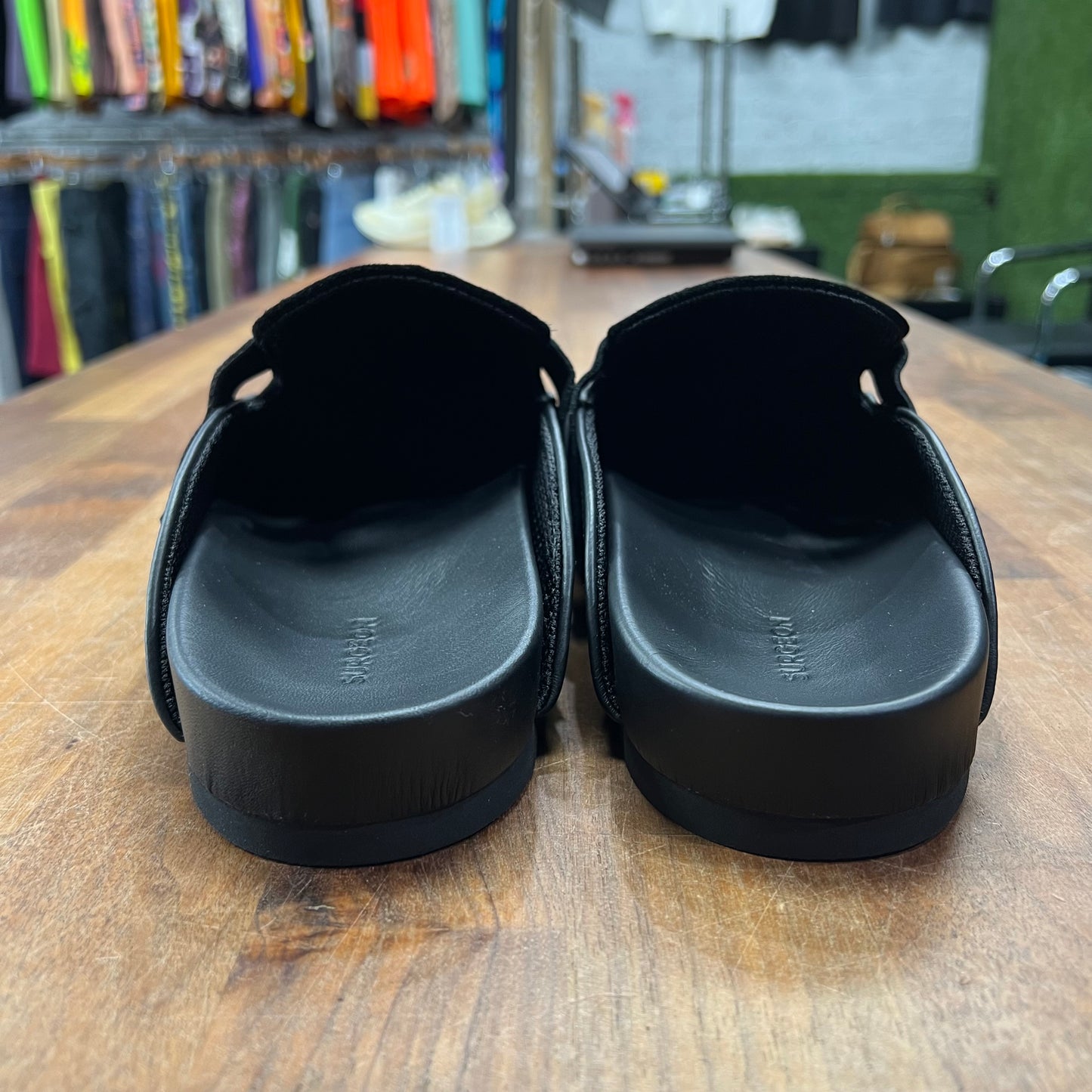 Shoe Sugon Black Mule Slippers Size 10 NEW s17247