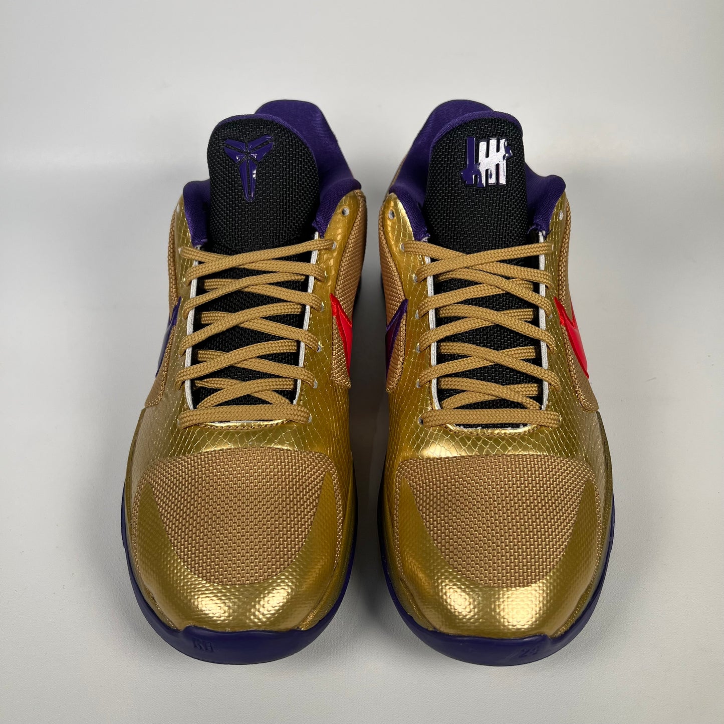 Nike Kobe 5 Undefeated Hall of Fame (2021) Size 9.5 USED s17964