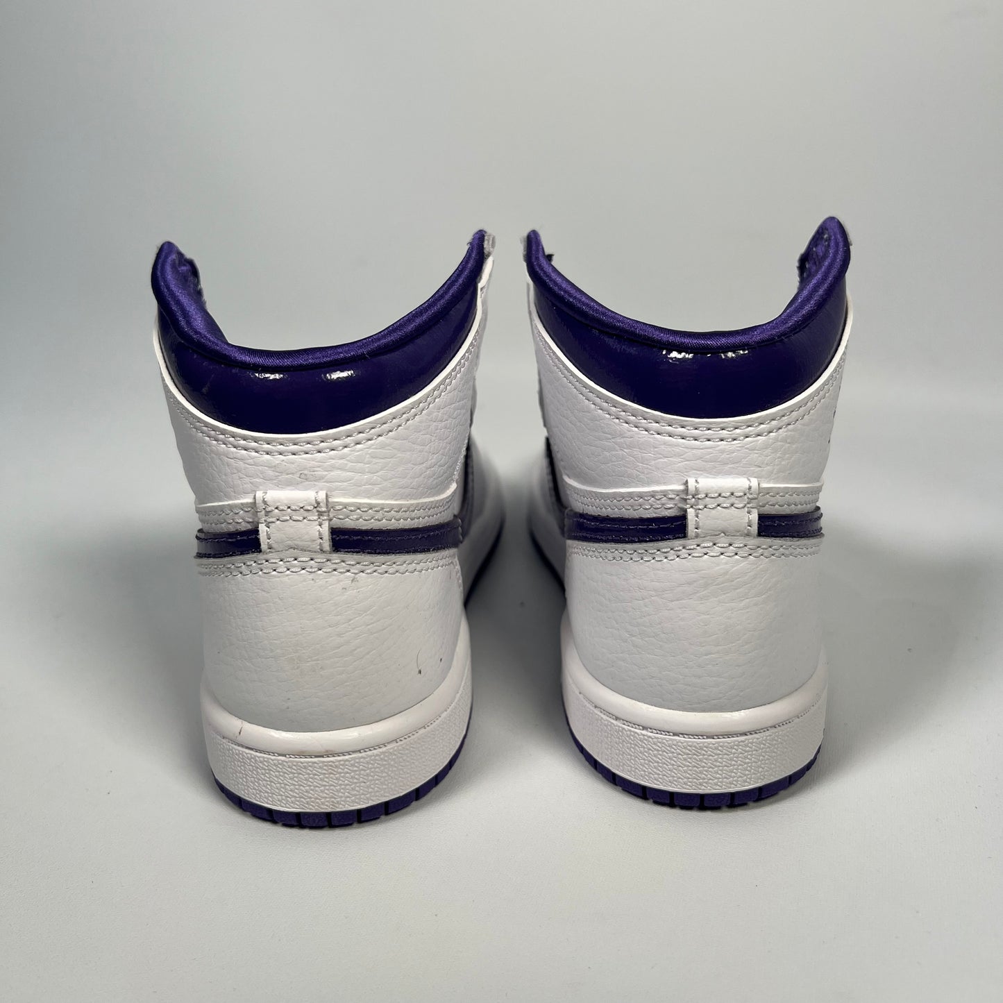 Jordan 1 High Court Purple (2021) Size 1y NEW s17342