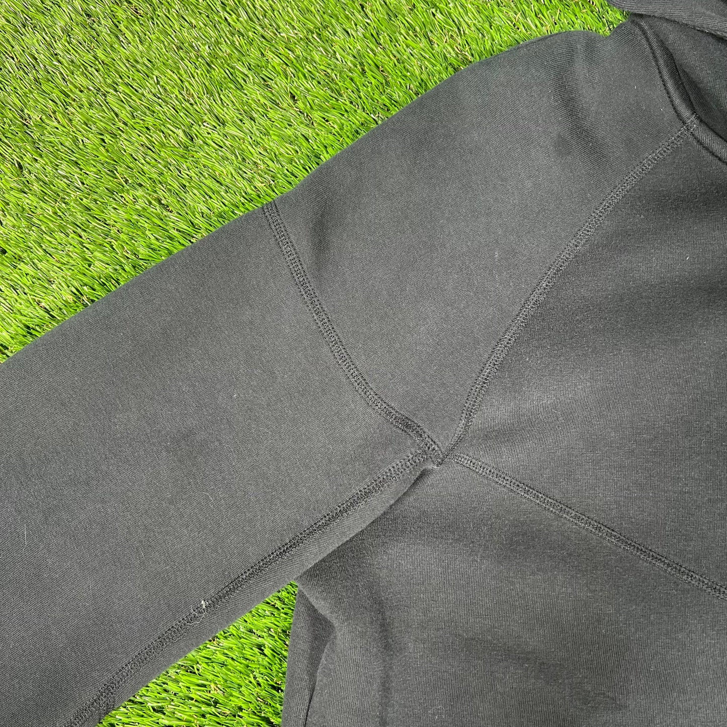 Nike Black Tech Hoodie Size Large USED v16563