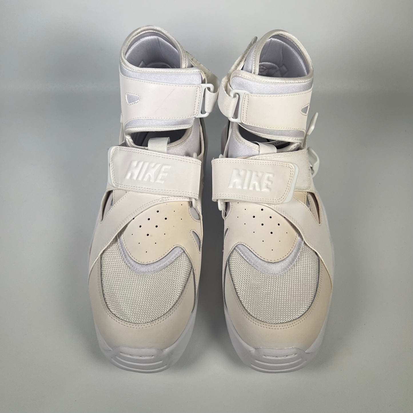 Nike Air Carnivore CDG White (2021) Size 11.5 USED s18154