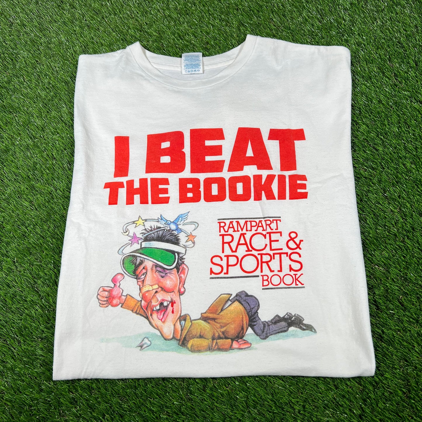 2010s I Beat the Bookie White Tee Size XL USED v16804