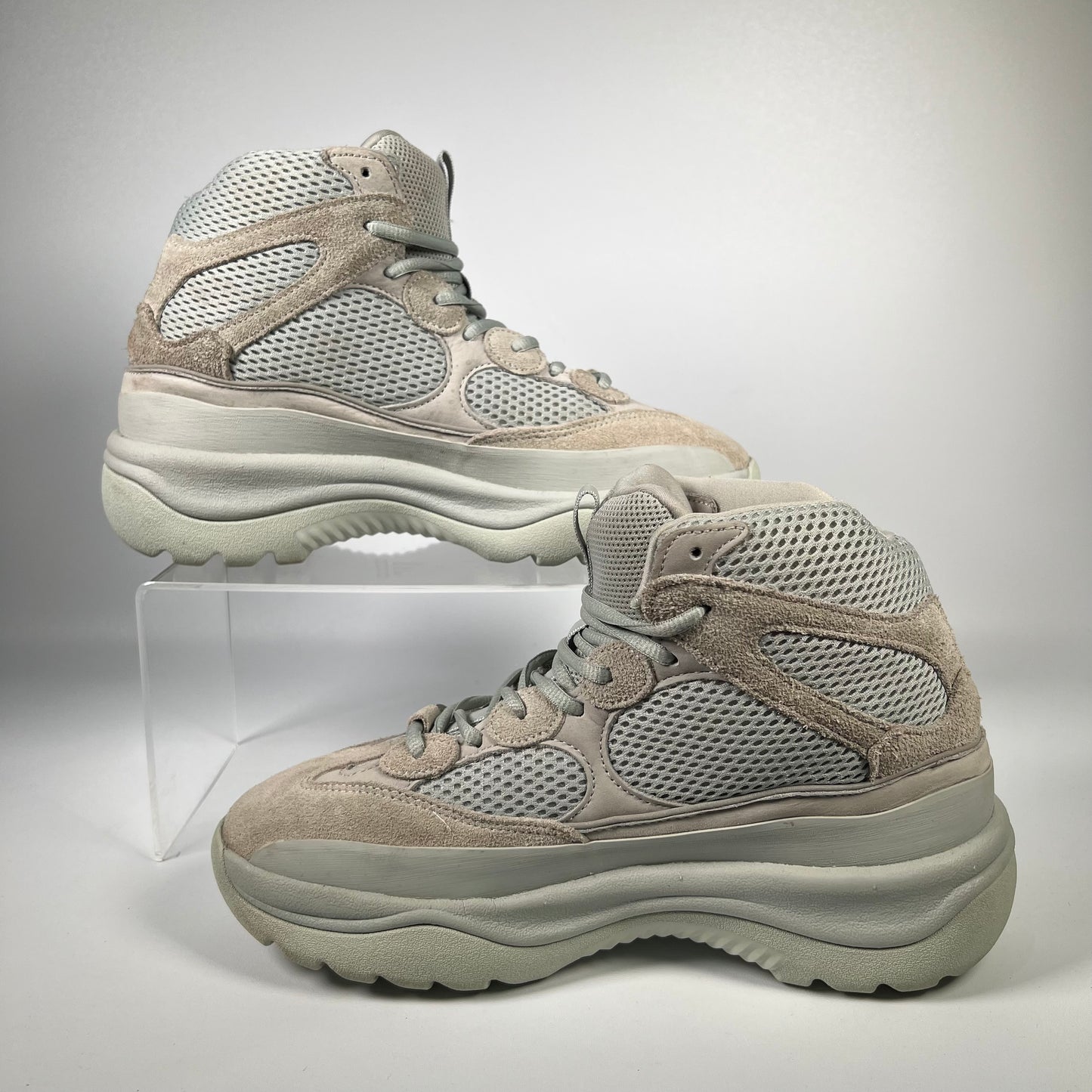 Yeezy Desert Boot Salt (2019) Size 9 USED s18112