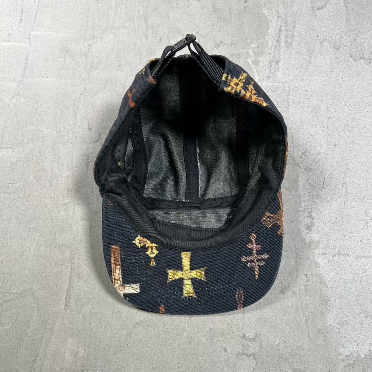 Supreme Crosses Navy Camp Cap (2013) USED x18718