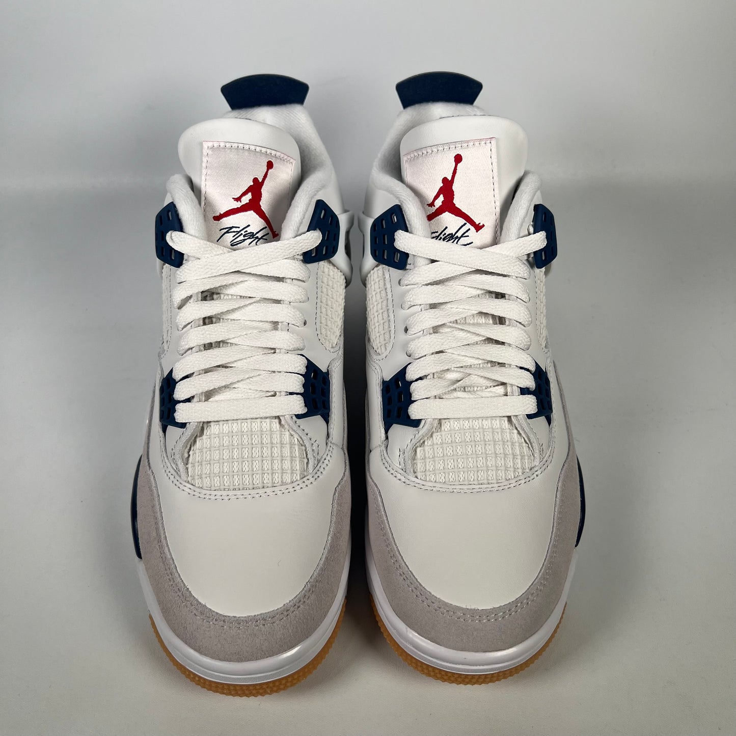 Jordan 4 SB (2025) Size 8 NEW s18715