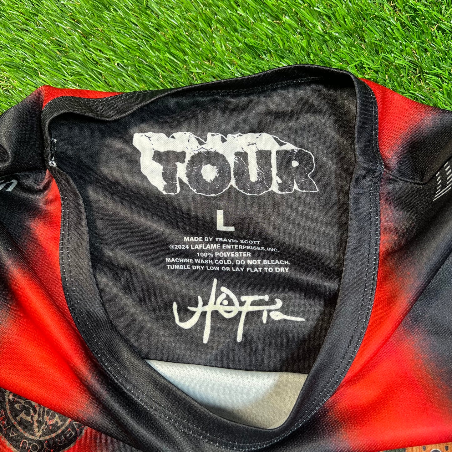Travis Scott Italy Black/Red Jersey Size Large USED x16973
