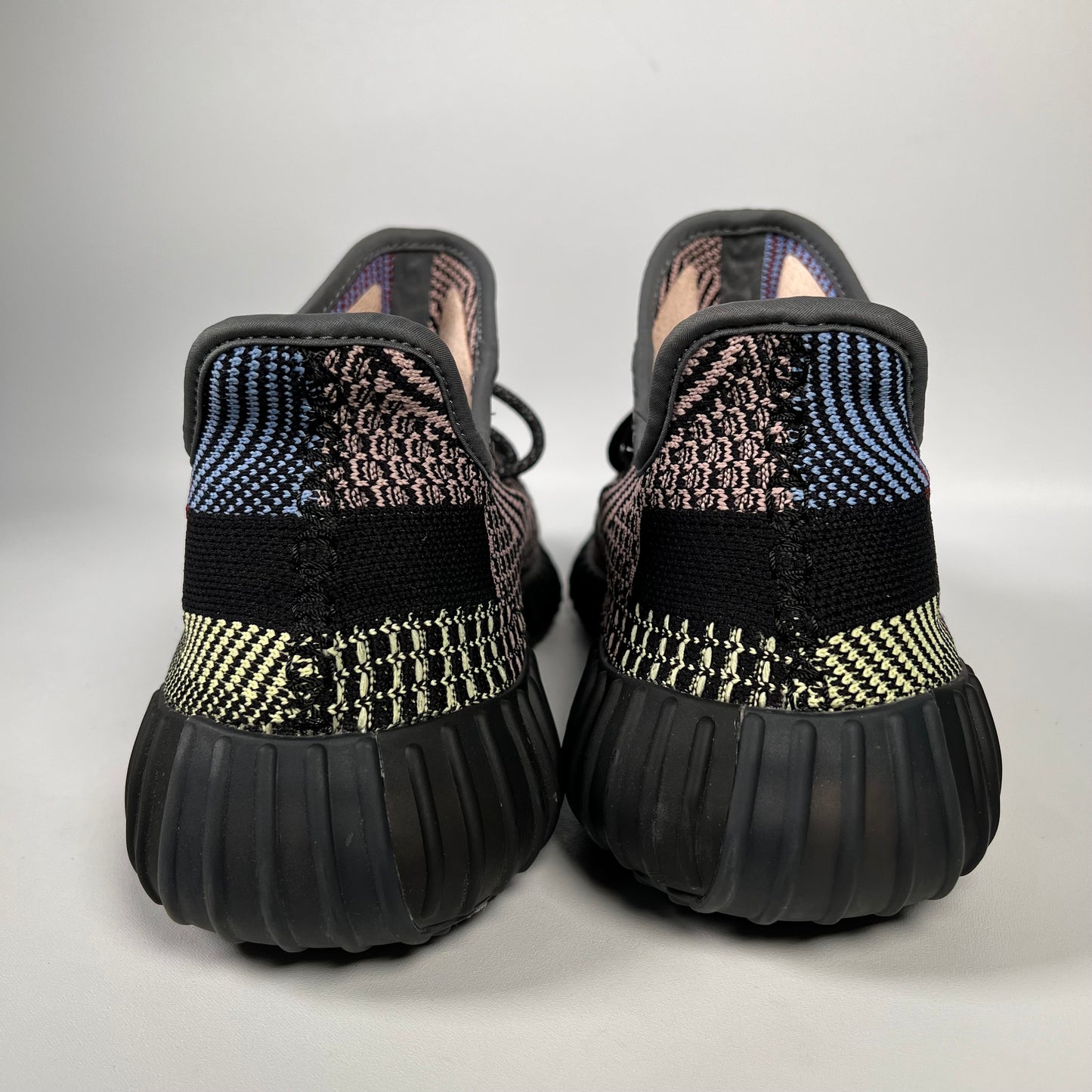 Yeezy 350 Yecheil (2019) Size 11 USED s18039