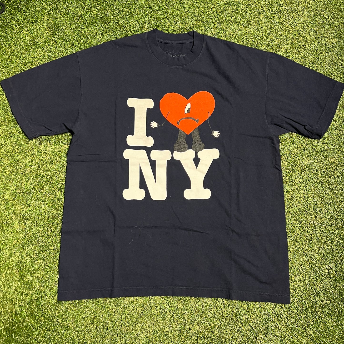 Bad Bunny "I Heart NY" Sad Heart Navy Tee Size XL USED x13602