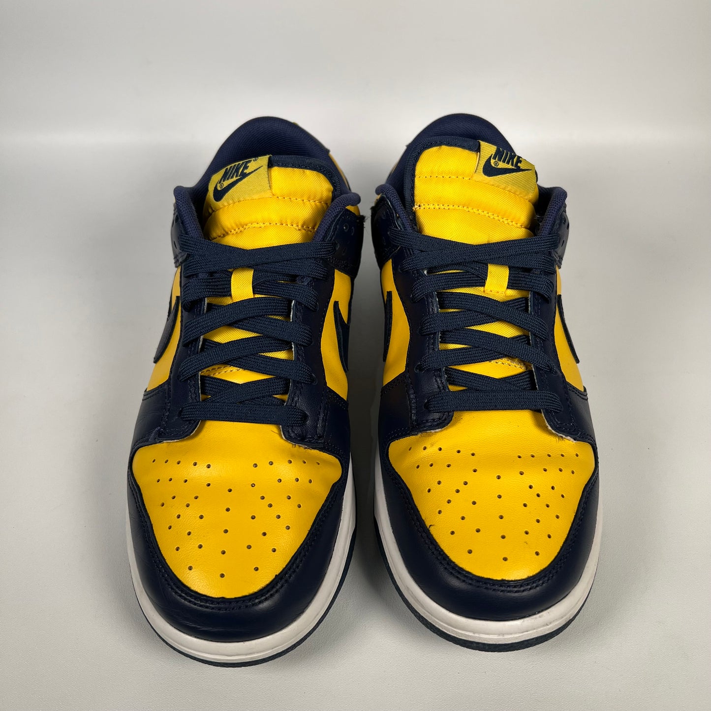 Nike Dunk Low Michican (2021) Size 8.5 USED s17956