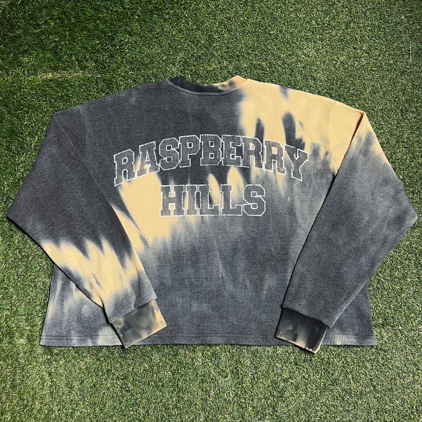 GV Gallery Raspberry Hills Thermal Tie Dye Longsleeve Size Medium USED x14134