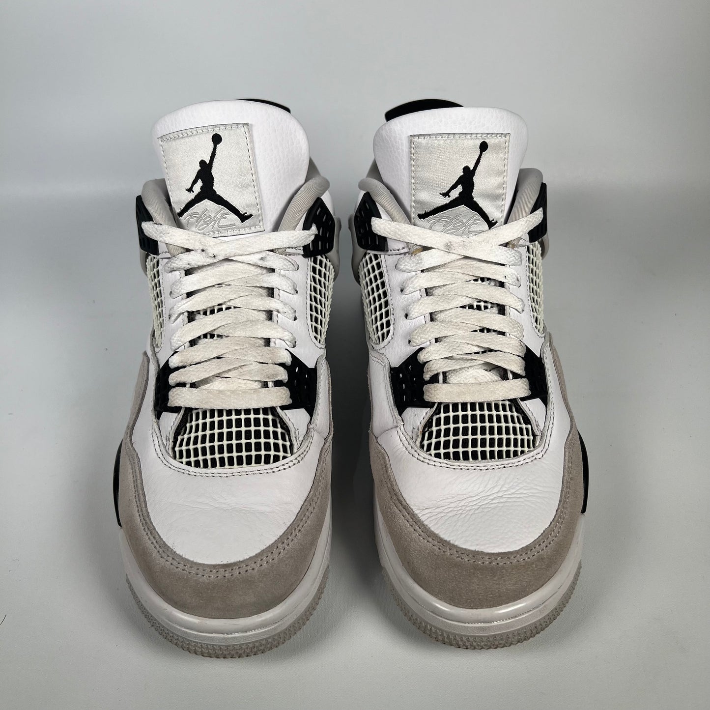 Jordan 4 Military Black (2022) Size 8.5 USED s17977