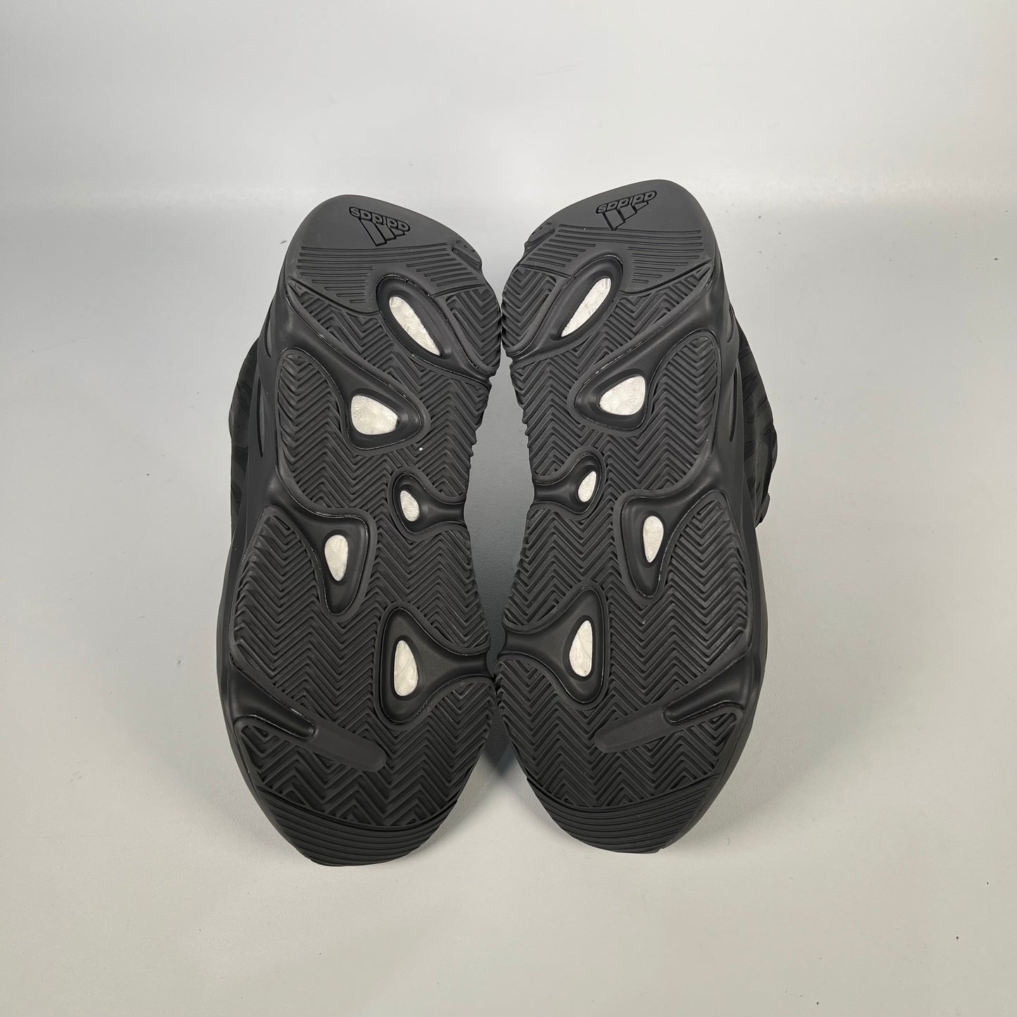 Yeezy 700 Triple Black (2020) Size 6.5 NEW s18664