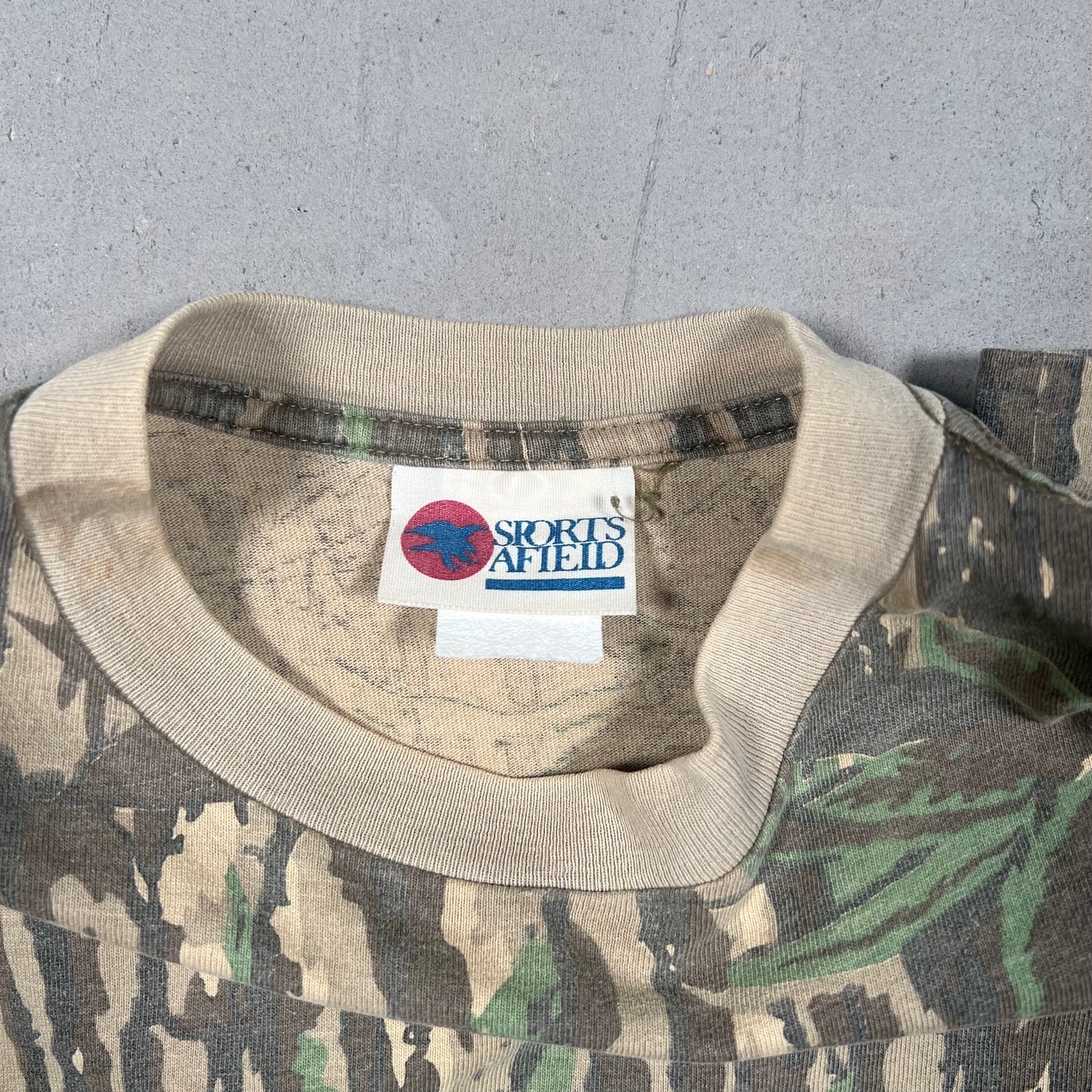 1990s RealTree Camo Pocket Tee Size XL USED v19187