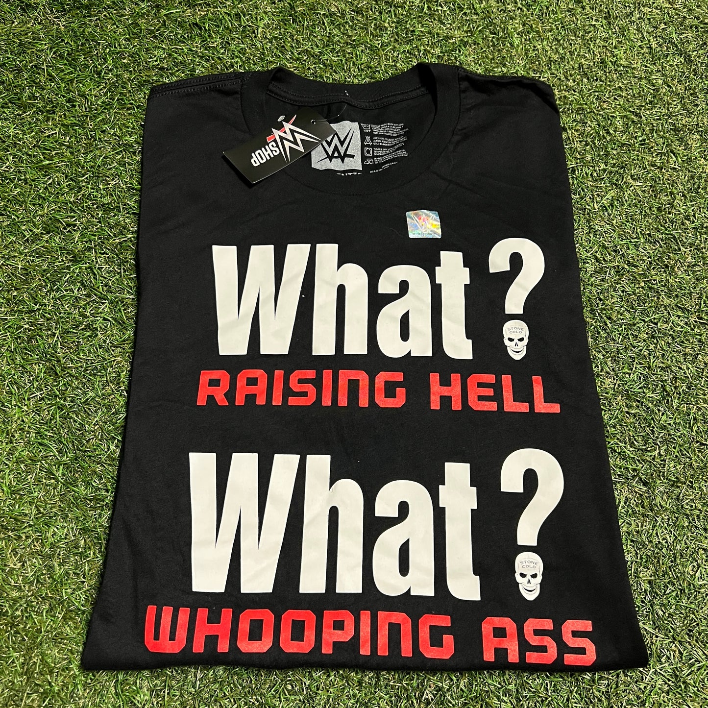 WWE Stone Cold What? Raising Hell Black Tee Size XL NEW v16380
