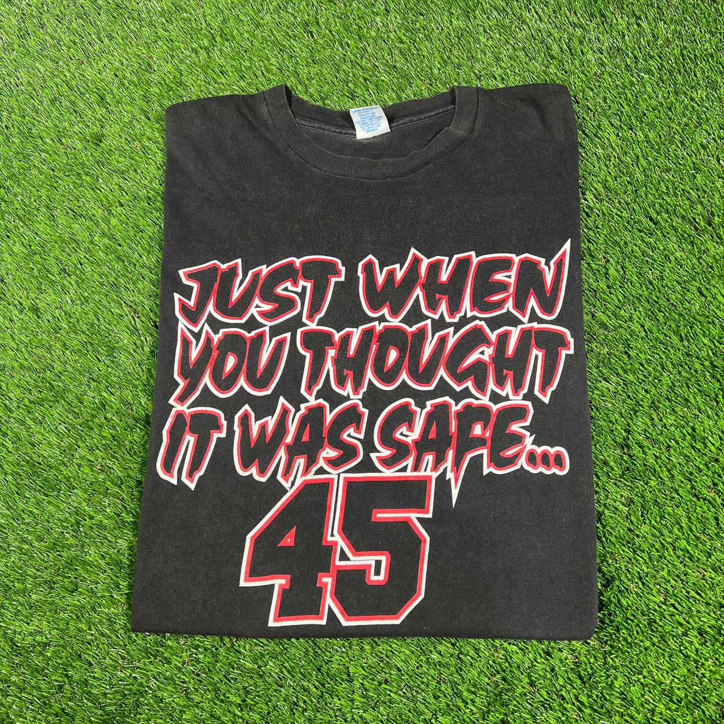 1990s Michael Jordan Hes Back 45 Black Starter Tee Size Large USED v16719