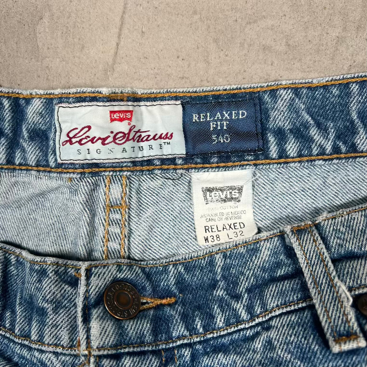1994 Levi's 540 Bronze Tab Blue Denim Jeans Size 38 USED v20440
