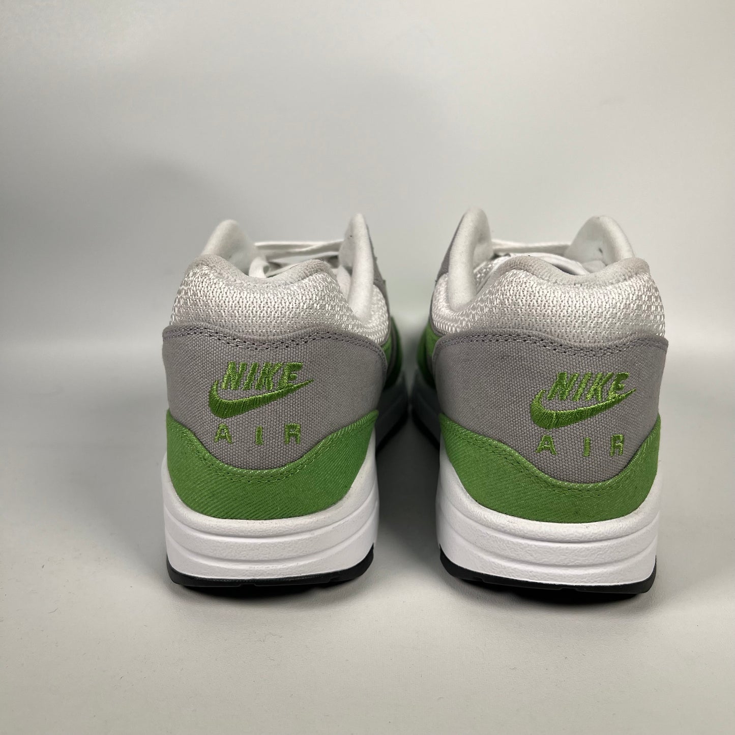 Nike Air Max 1 Patta Chlorophyll (2024) Size 10.5 USED s18902