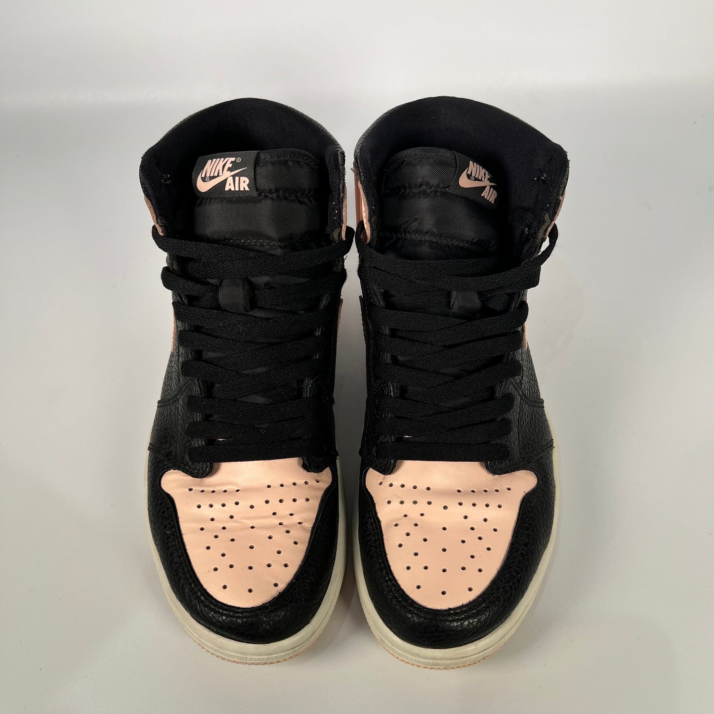 Jordan 1 High Crimson Tint (2019) Size 8.5 USED s17512
