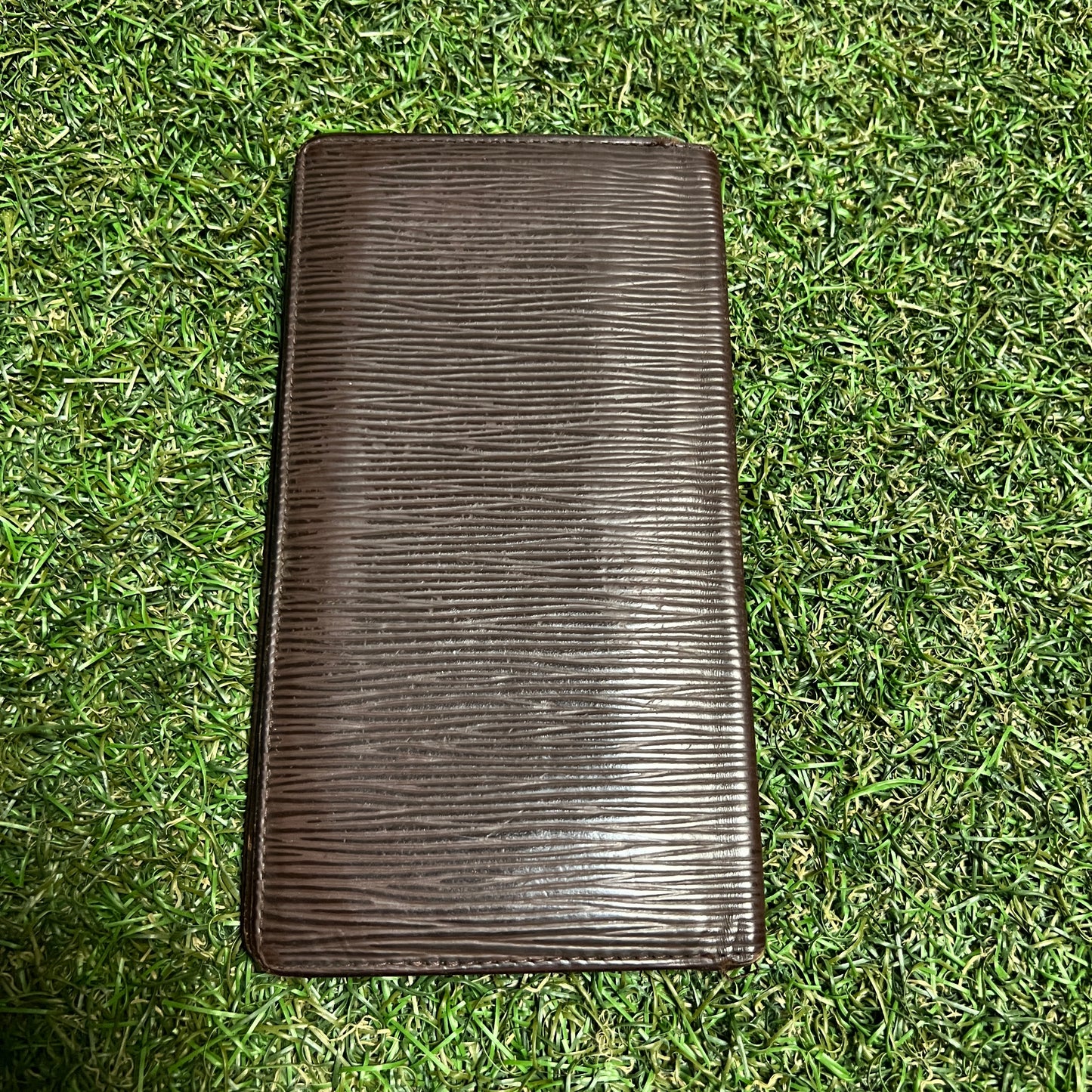 1990s Louis Vuitton Epi Checkbook Wallet Brown USED x14067