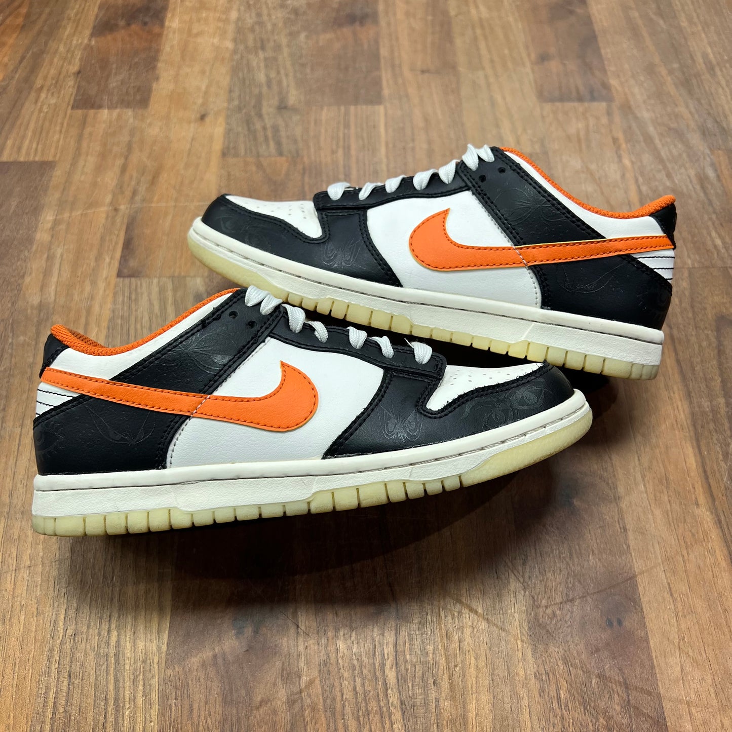 Nike Dunk Low PRM Halloween (2021) Size 4.5y USED s16880