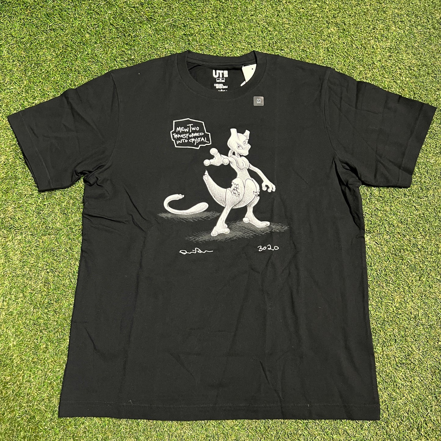 Uniqlo Pokemon Daniel Arsham Mewtwo Black Tee Size Medium NEW x13908