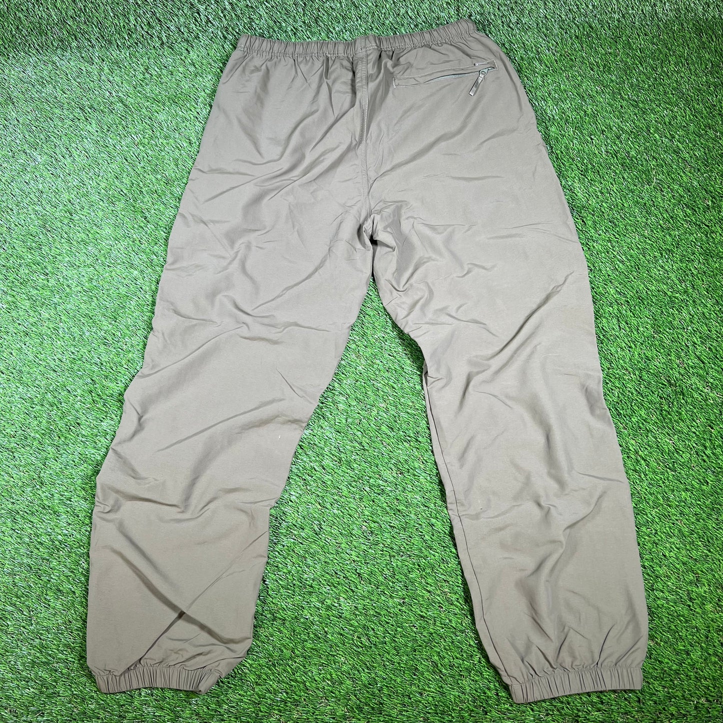 Supreme Warm Up 2021 Olive Green Sweatpants Size Medium USED x14357