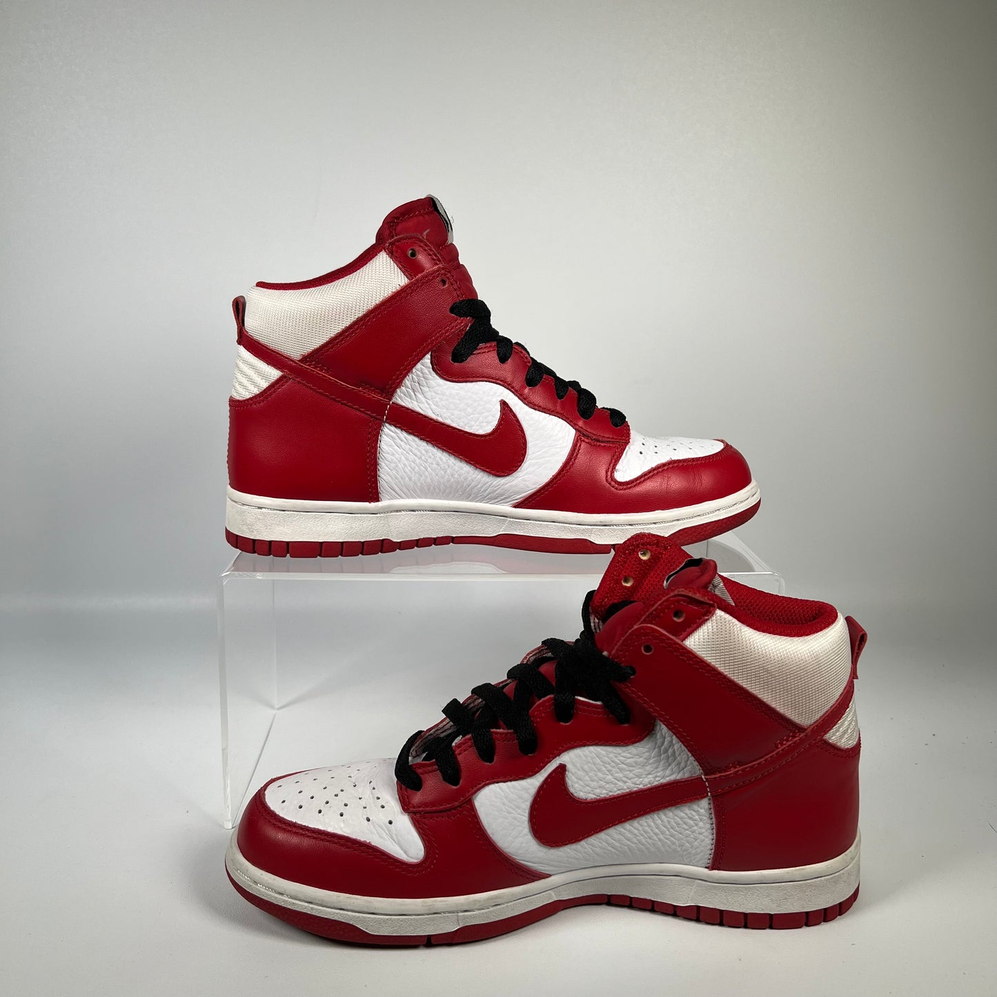 Nike Dunk High Varsity Red (2009) Size 6 USED s2944