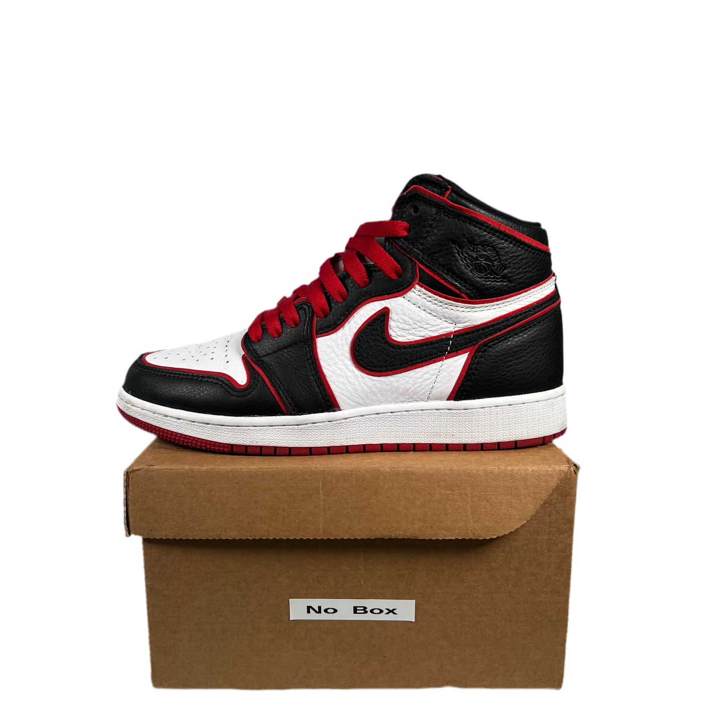 Jordan 1 Bloodline (2019) Size 5.5y USED s17806