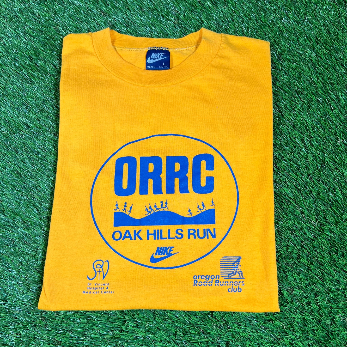 1980s Nike Oak Hills Run Yellow Tee Size Large USED v16637