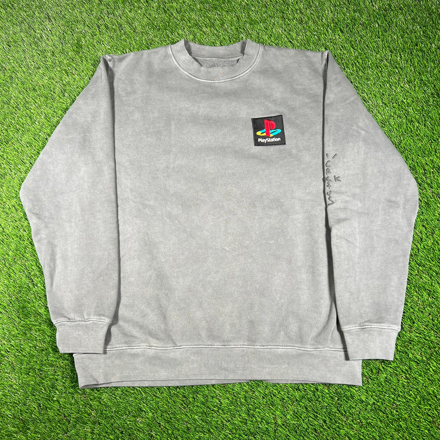 Travis Scott Playstation Grey Crewneck Size Medium USED x14644