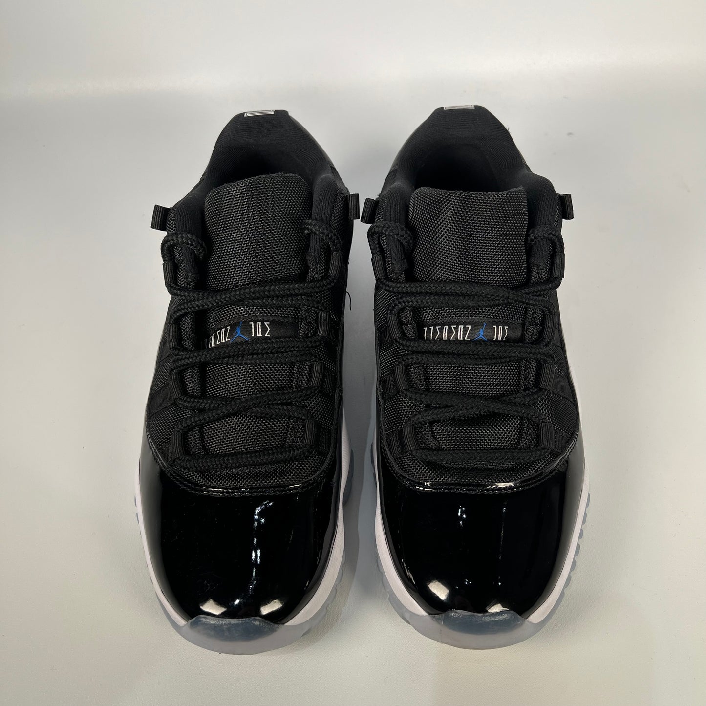 Jordan 11 Low Space Jam Size 9.5 USED
