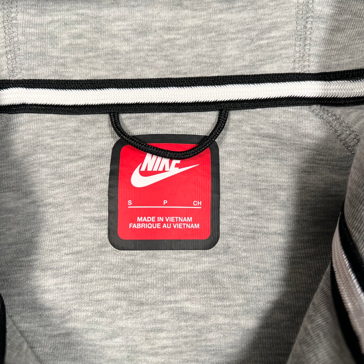 Nike Tech Grey Zip Up Hoodie Size Small USED v19549