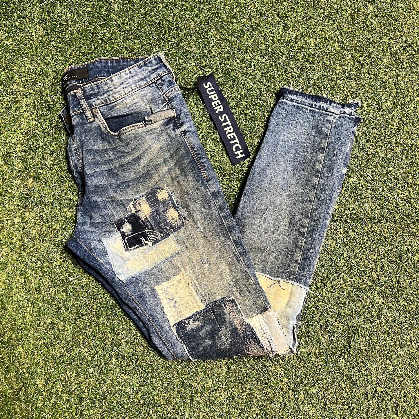 Legacy Edition Super Stretch Repair Patches Denim Pants Size 34 USED v16234