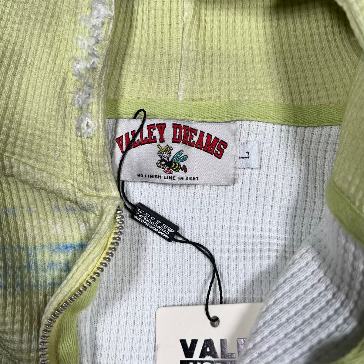 Vale Glitch Thermal Zip Up Hoodie Size Large NEW x18509