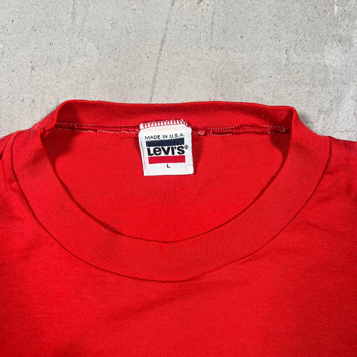 1984 Los Angeles Olympics Red Longsleeve (Levi's Tag) Size Large USED v19195