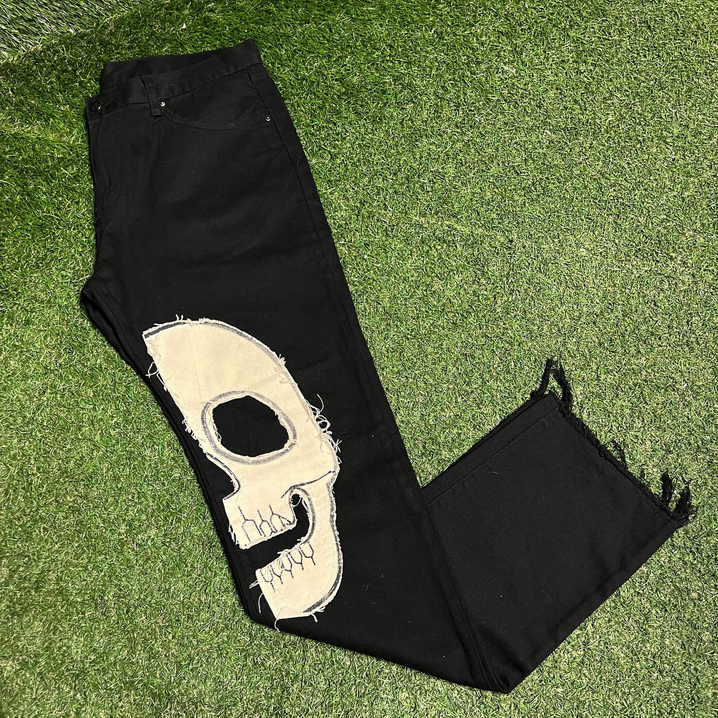MNML Skull Patches Black Jeans Size 36 USED v16500