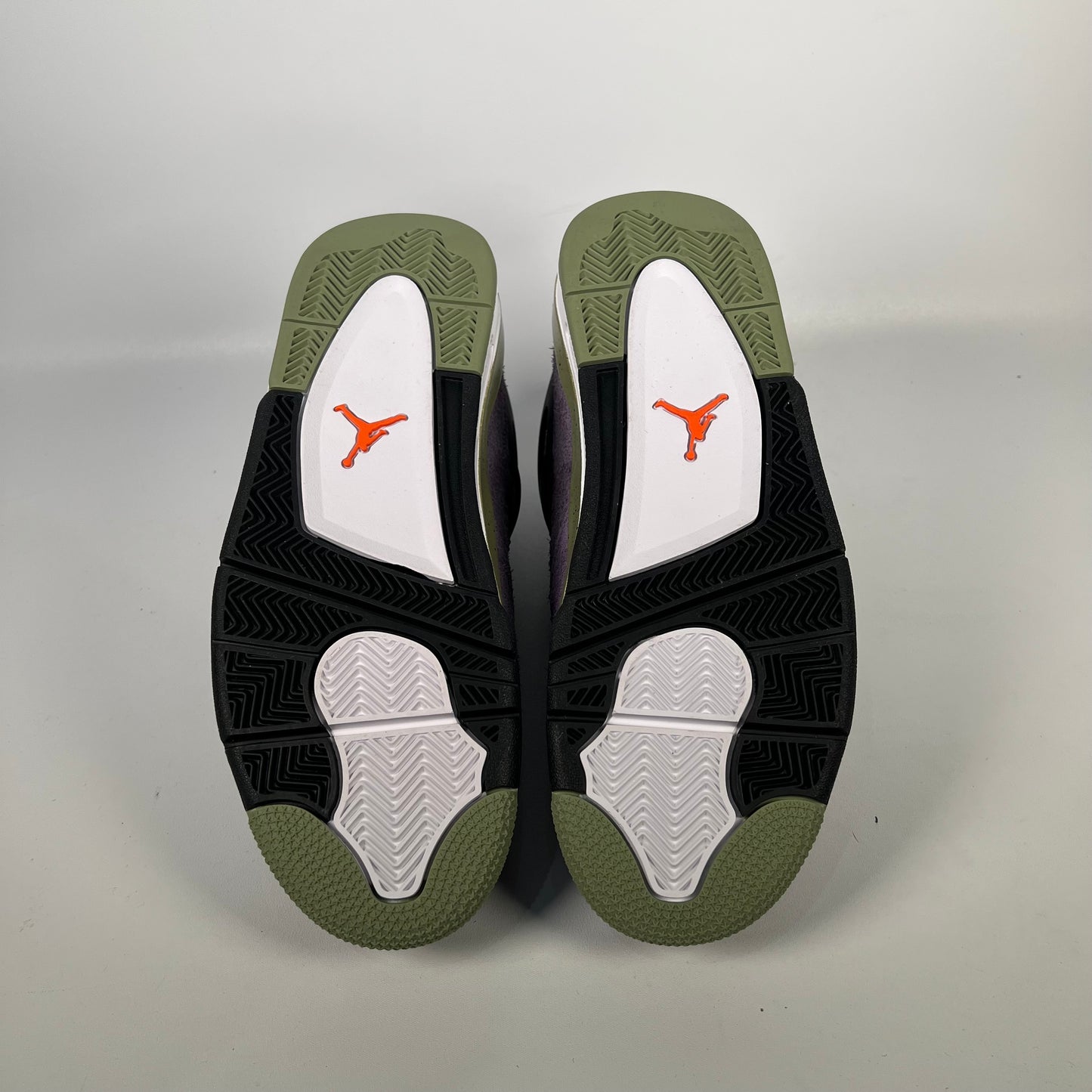 Jordan 4 Canyon Purple (2022) Size 8.5M/10W NEW s18654