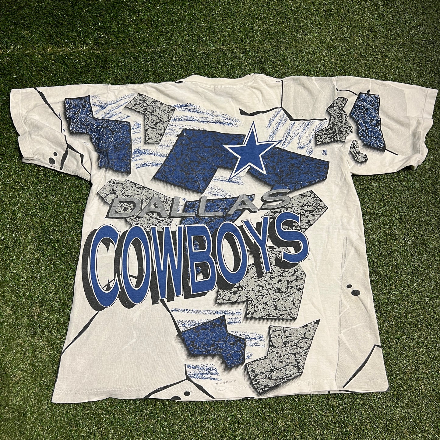 1995 Dallas Cowboys All Out Fan Tag AOP White Tee Size Medium USED v16313