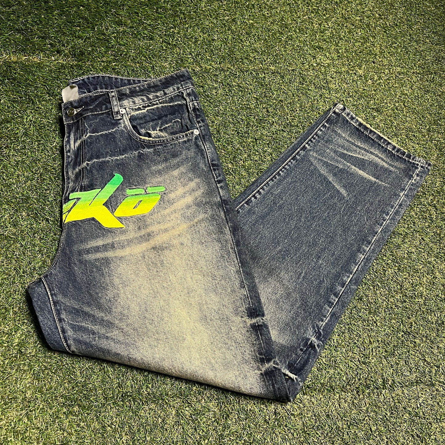 Sicko Front Embroidery Acid Washed Blue Jeans Size 36 NEW x14007