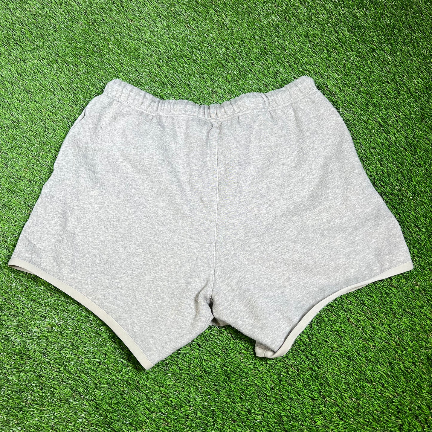 Fear of God FOG Essentials Grey Sweat Shorts Size Medium USED x14313