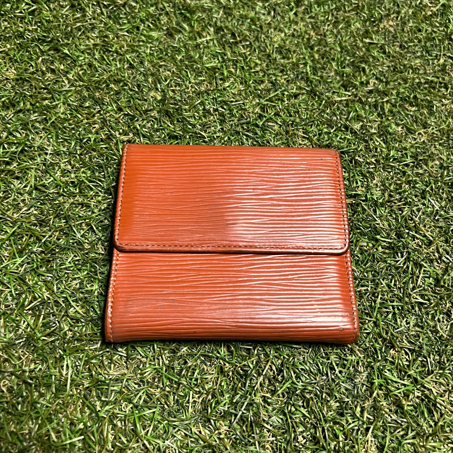 1990s Louis Vuitton Epi Leather Elis Trifold Brown Wallet USED x13982