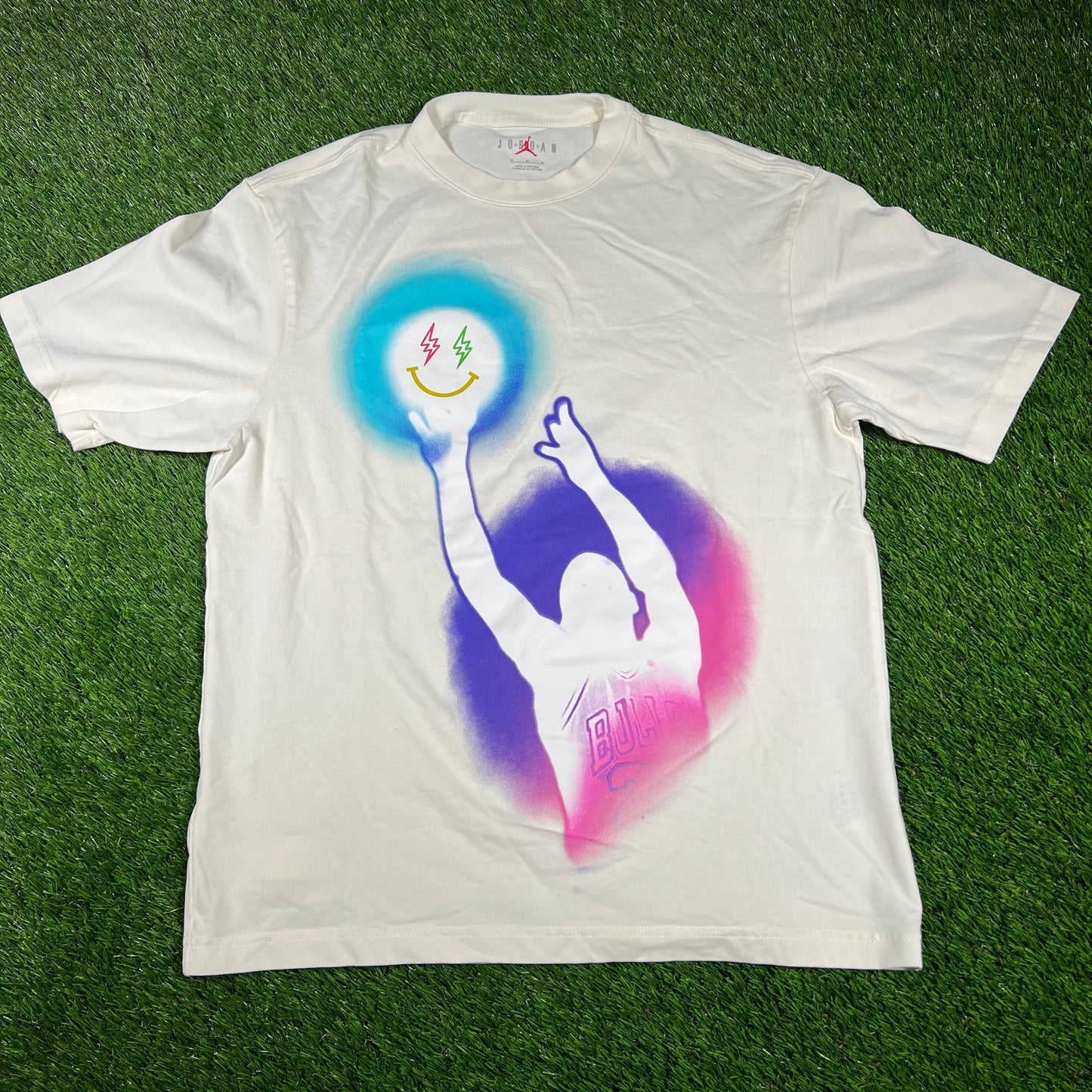Jordan J Balvin Purple Jumpman White Tee Size Medium USED x14662