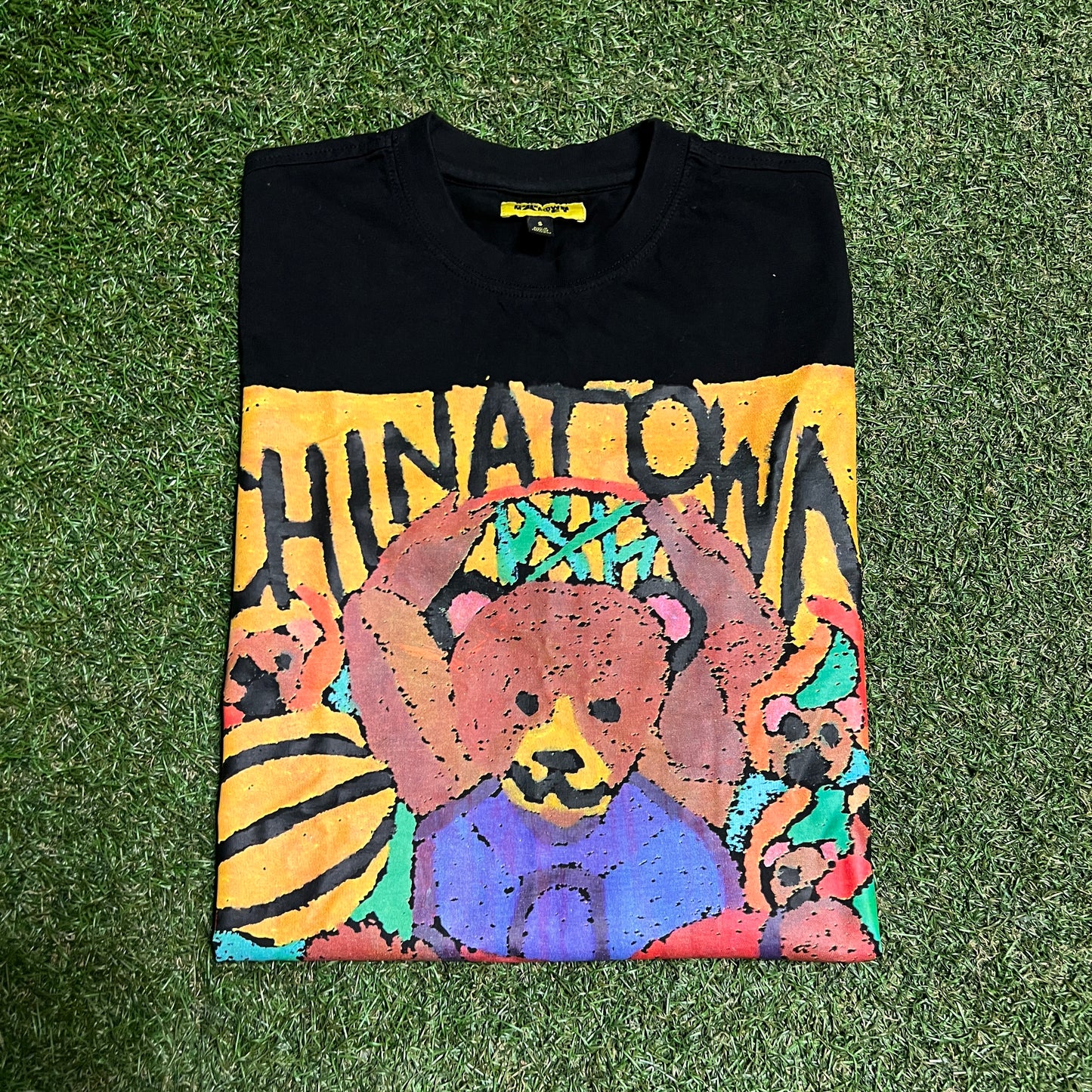 Chinatown Market Bear Painting Black Tee Size Small USED v16365
