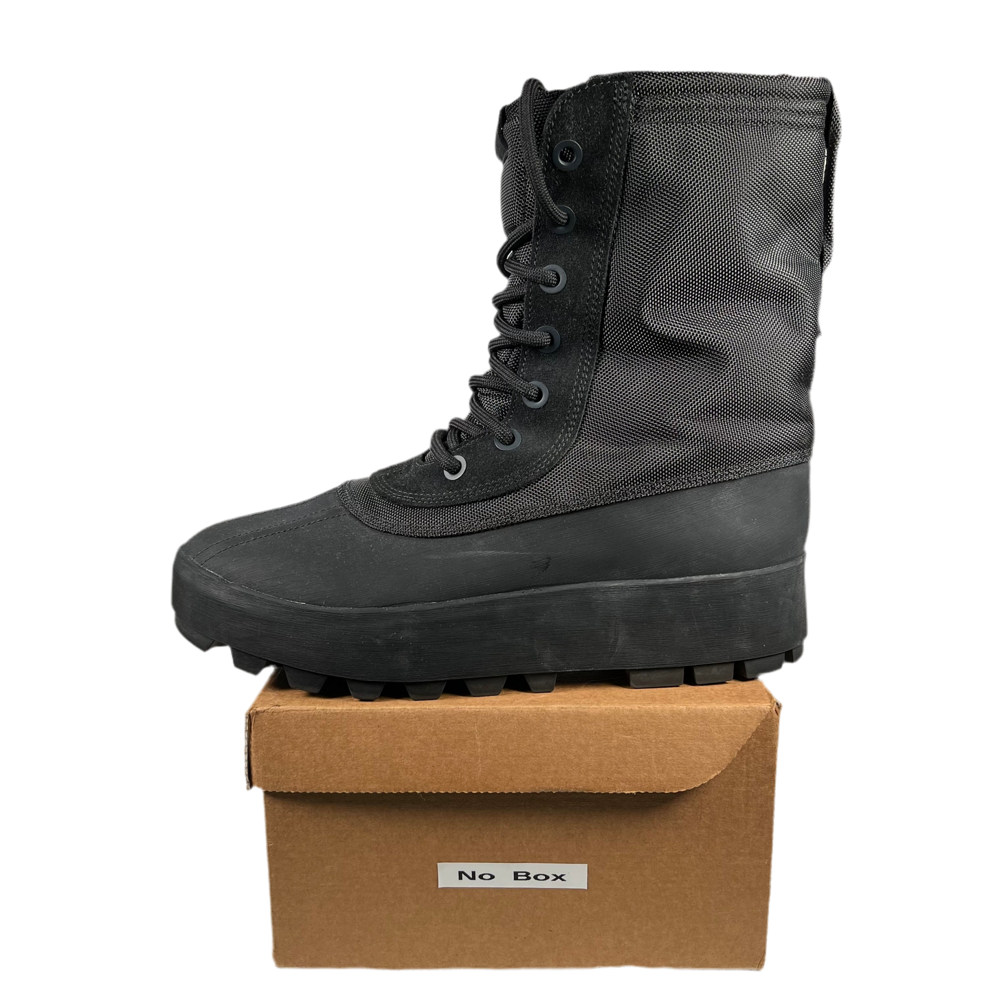 Yeezy 950 Pirate Black (2023) Size 10.5 USED s18768