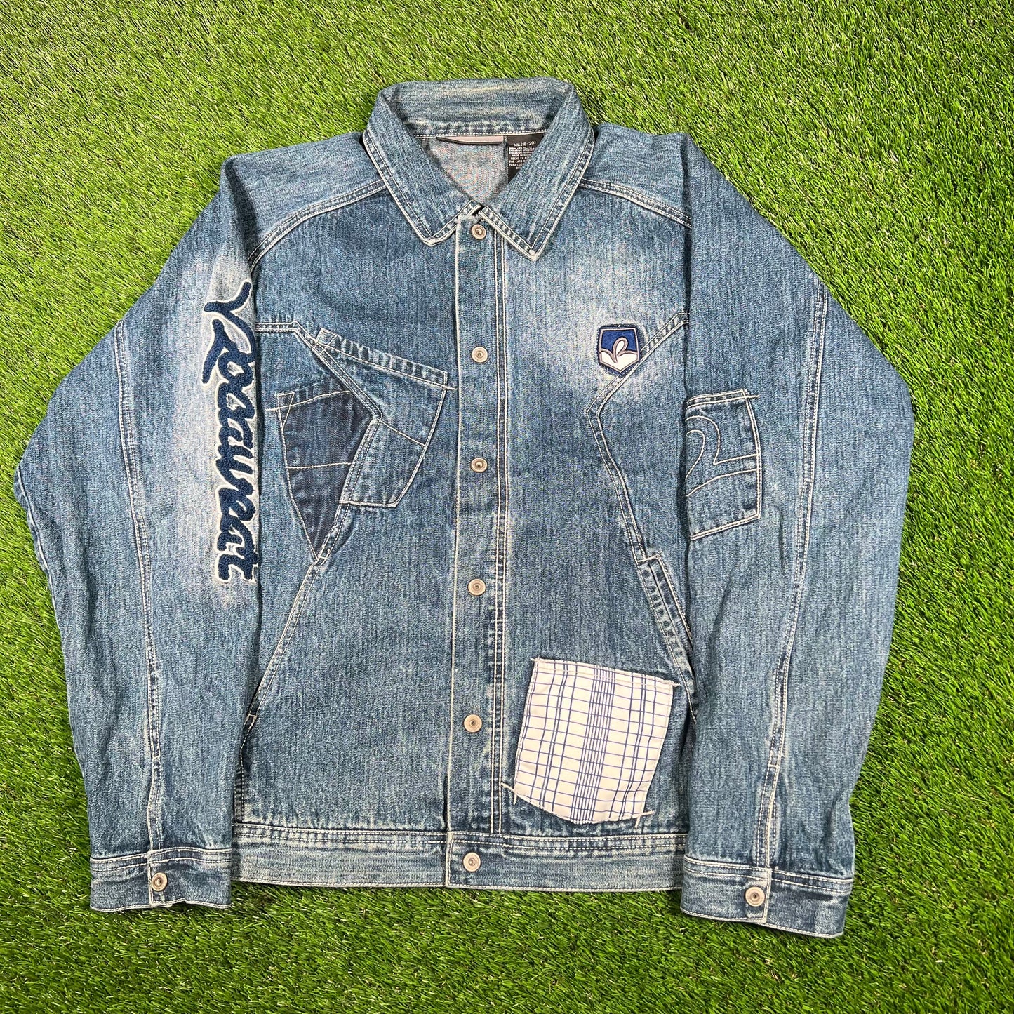 1990s Rocawear Blue Denim Jacket Size XL USED v17034