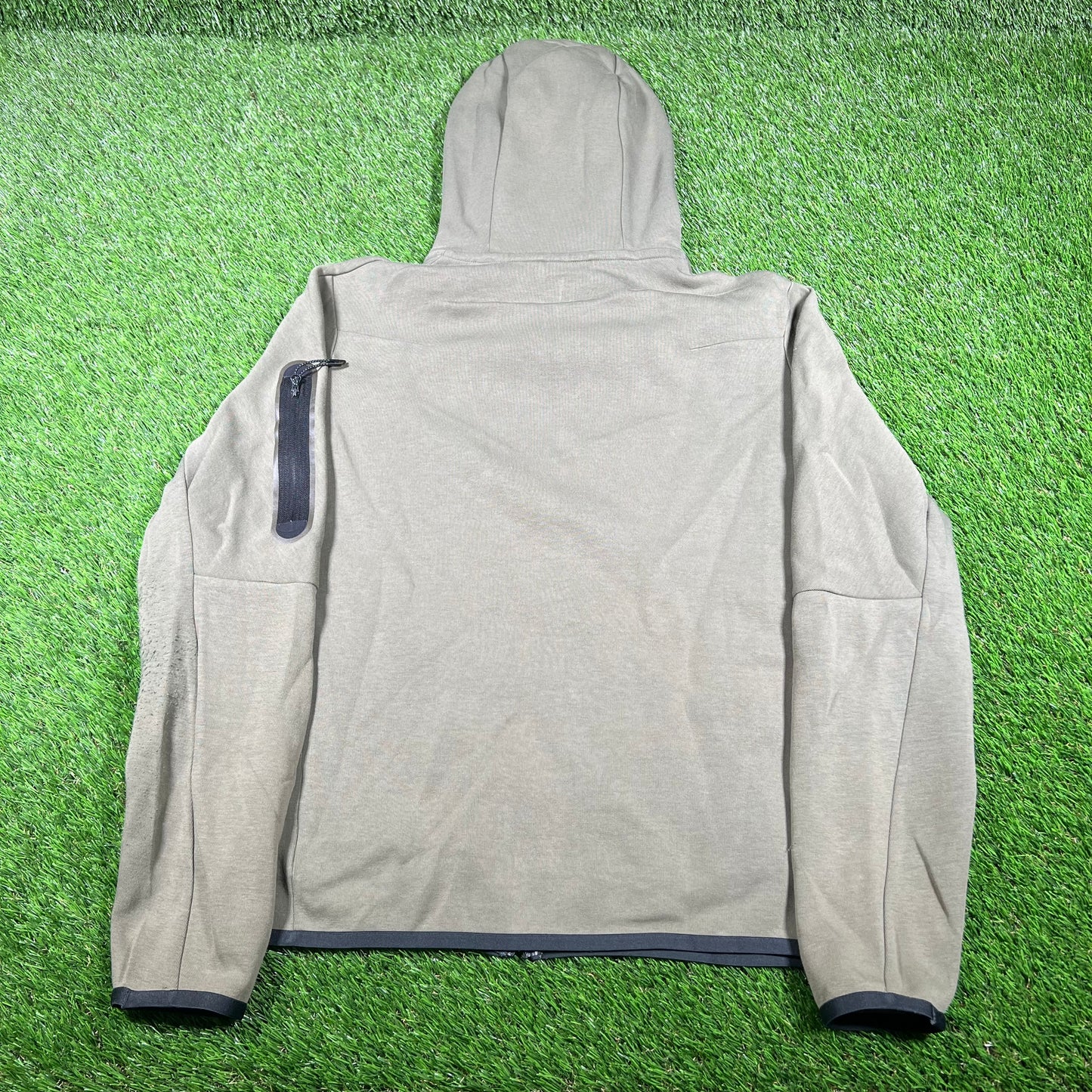 Nike Tech Olive Green Hoodie Size Small USED v16831