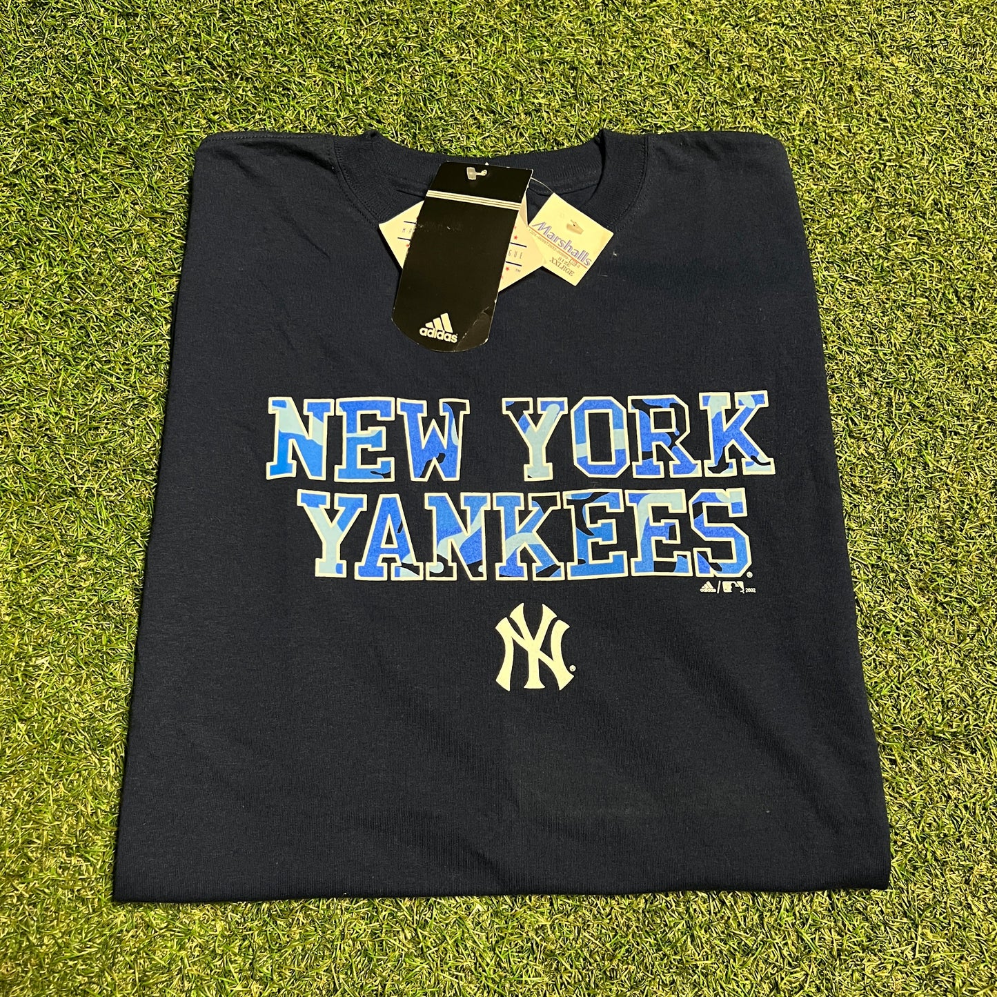 1990s New York Yankees Adidas Navy Cutoff Tee Size XL NEW v16321