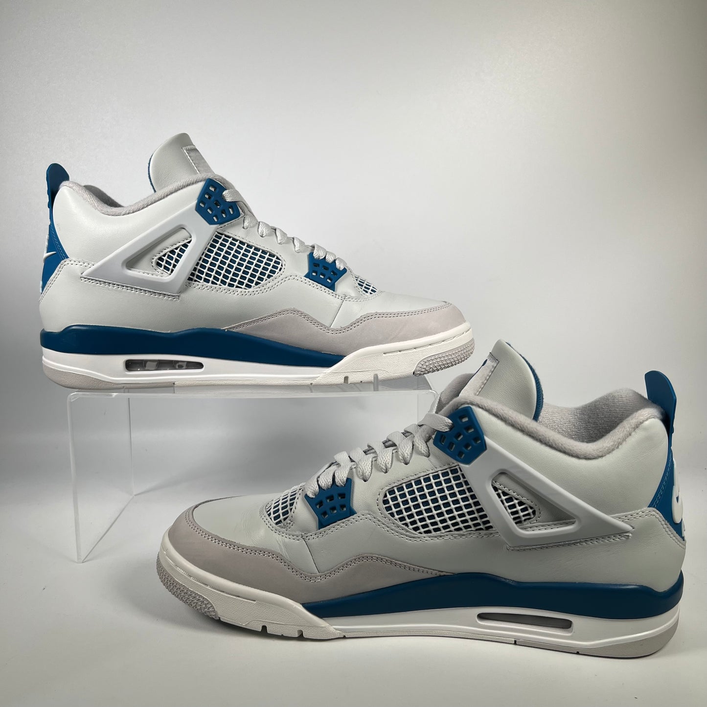 Jordan 4 Military Blue (2024) Size 12 USED s18835