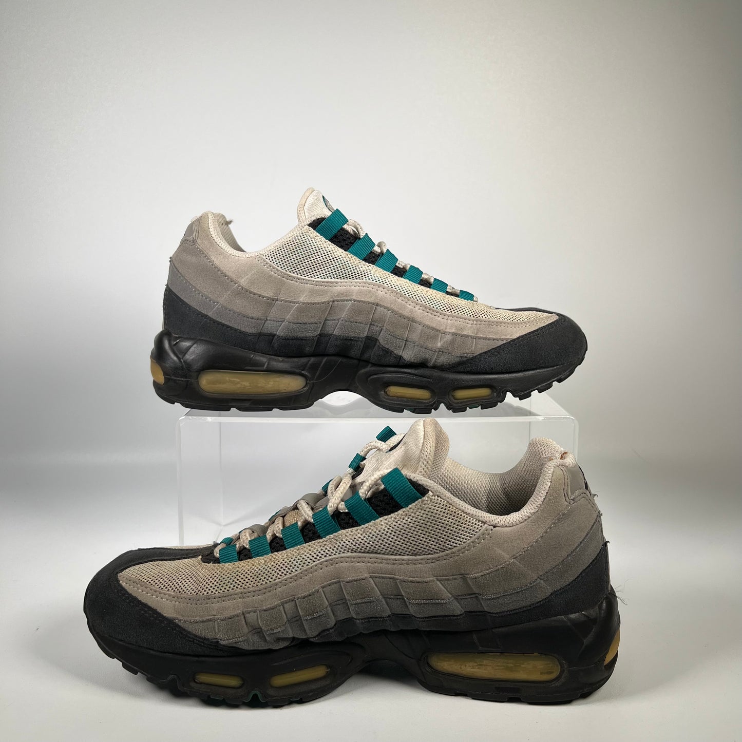 Nike Air Max 95 Freshwater (2009) Size 9.5 USED s18168